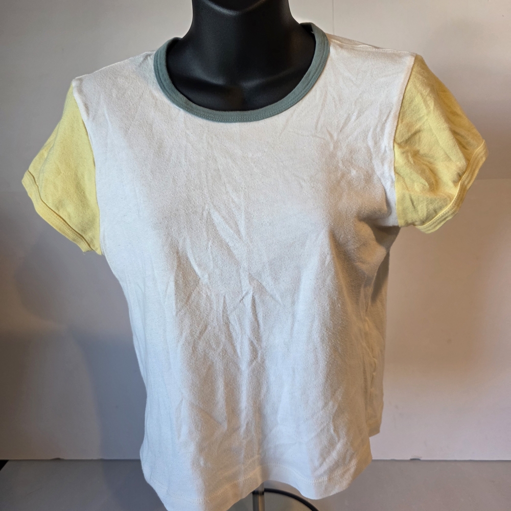 Rivet & Thread Women's Short Sleeve Ringer Cro Colorblock Tee - White and Yellow